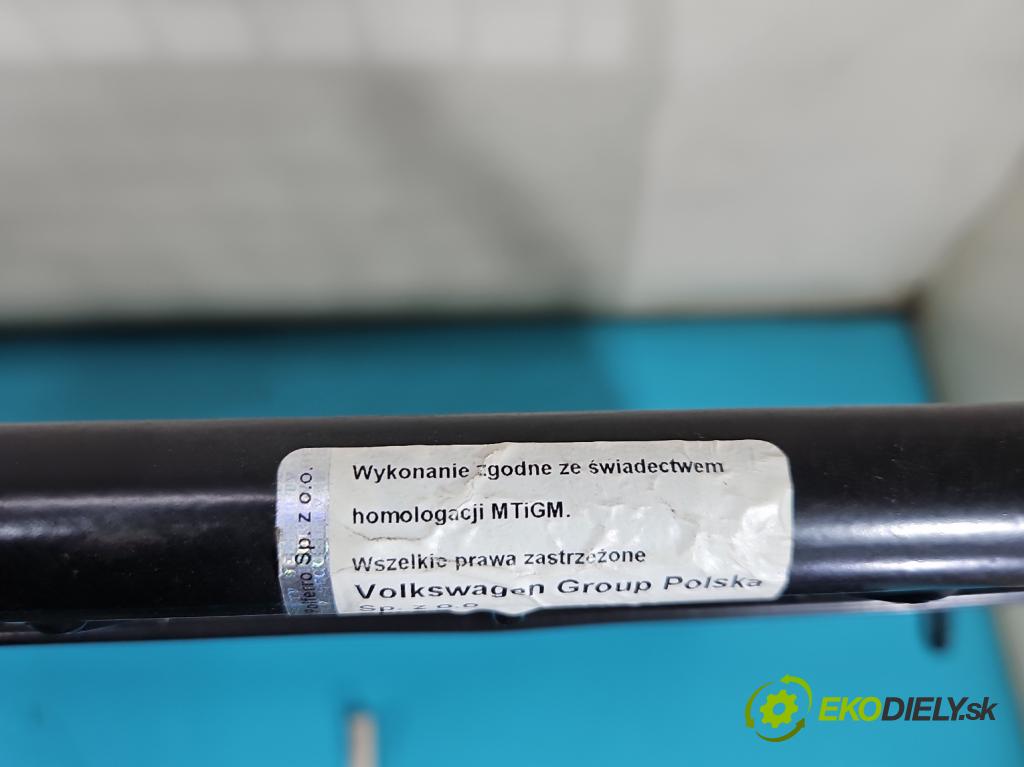 Skoda Citigo 2011-2019 1.0 MPI 75 hp manual 55 kW 999 cm3 3- Stěna: přepážka  (Interiér ostatní)