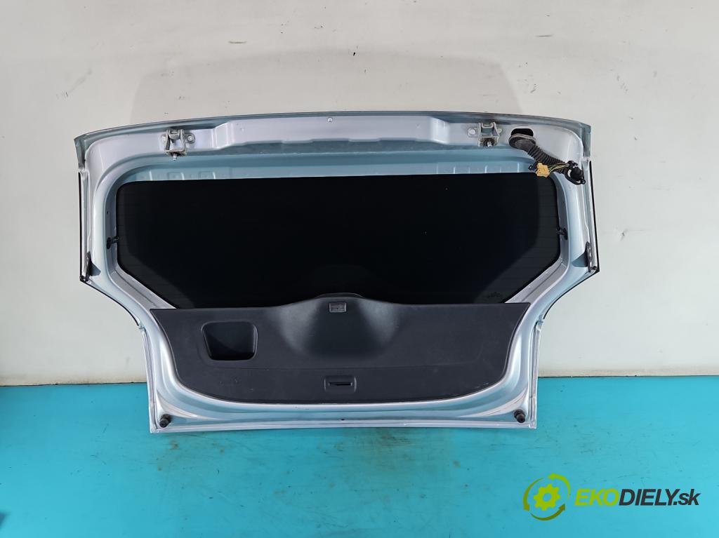 Skoda Citigo 2011-2019 1.0 MPI 75 hp manual 55 kW 999 cm3 3- zadní kufrové dveře  (Zadní kapota (kufr))