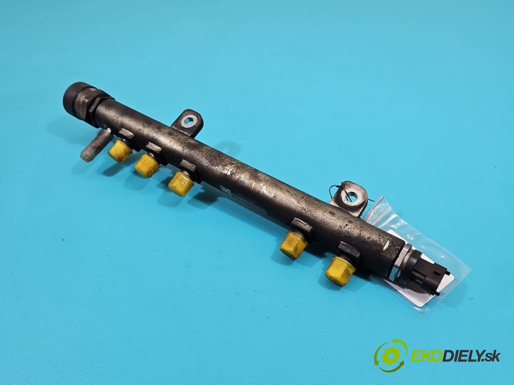 Fiat Punto Grande 1,3.0 jtd 75 HP manual 55 kW 1248 cm3 3- lišta vstrekovacia 0445214086 (Vstrekovacia lišta)