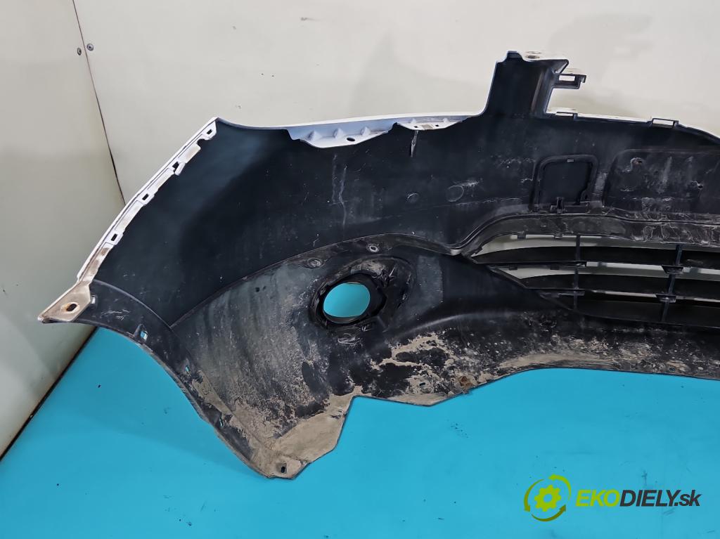 Nissan Qashqai I J10 2006-2013 2.0 dci 150 hp manual 110 kW 1995 cm3 5- nárazník přední  (Klika dveří ostatní)