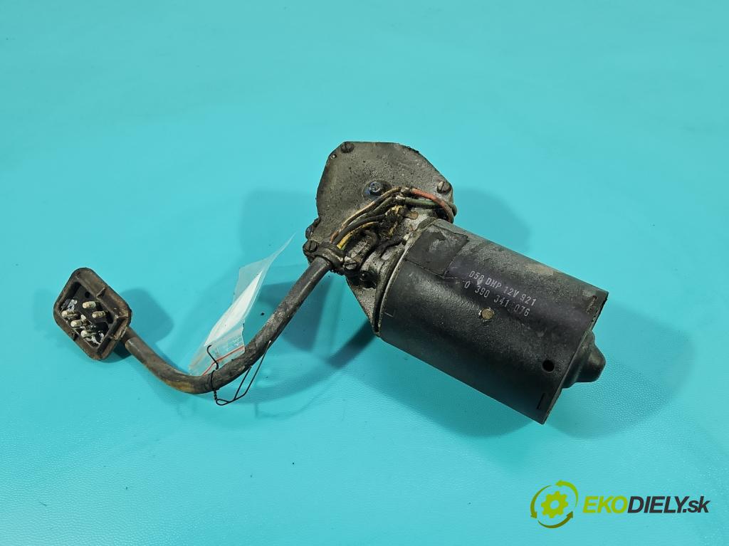 Mercedes 123 2.0d 60 hp manual 44 kW 1988 cm3 4- motor stěračů přední 0390341076