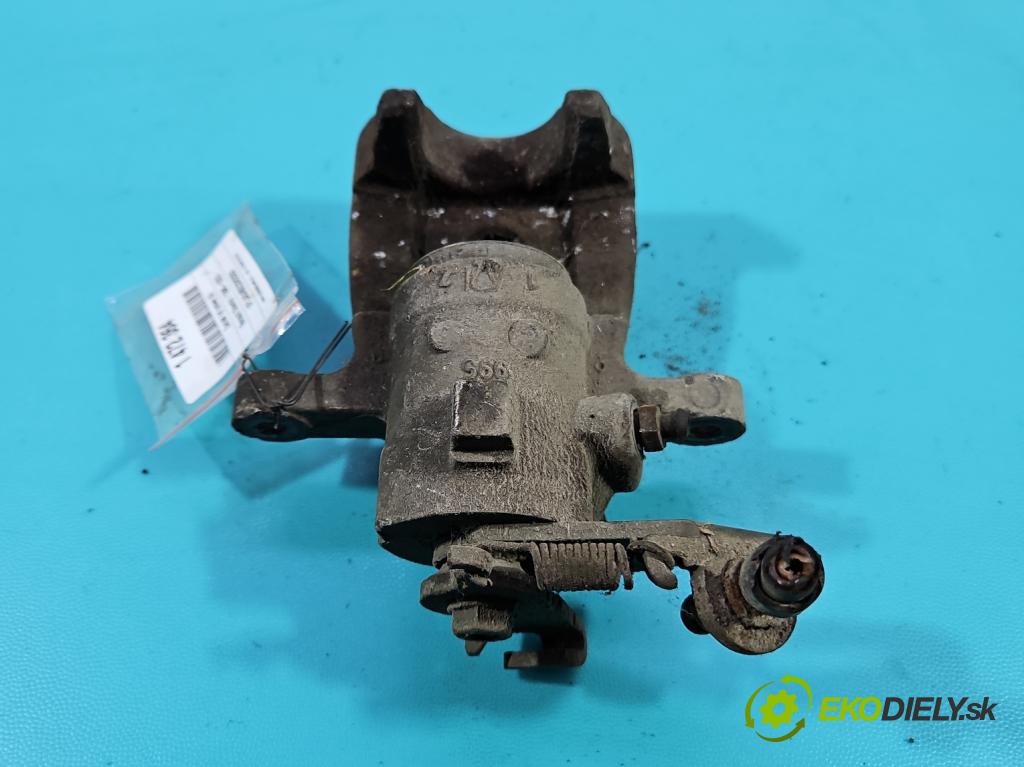 Renault Scenic I 1996-2003 1.6 16V 107 HP manual 79 kW 1598 cm3 5- brzdič zadné pravý  (Kľučka dverí ostatné)