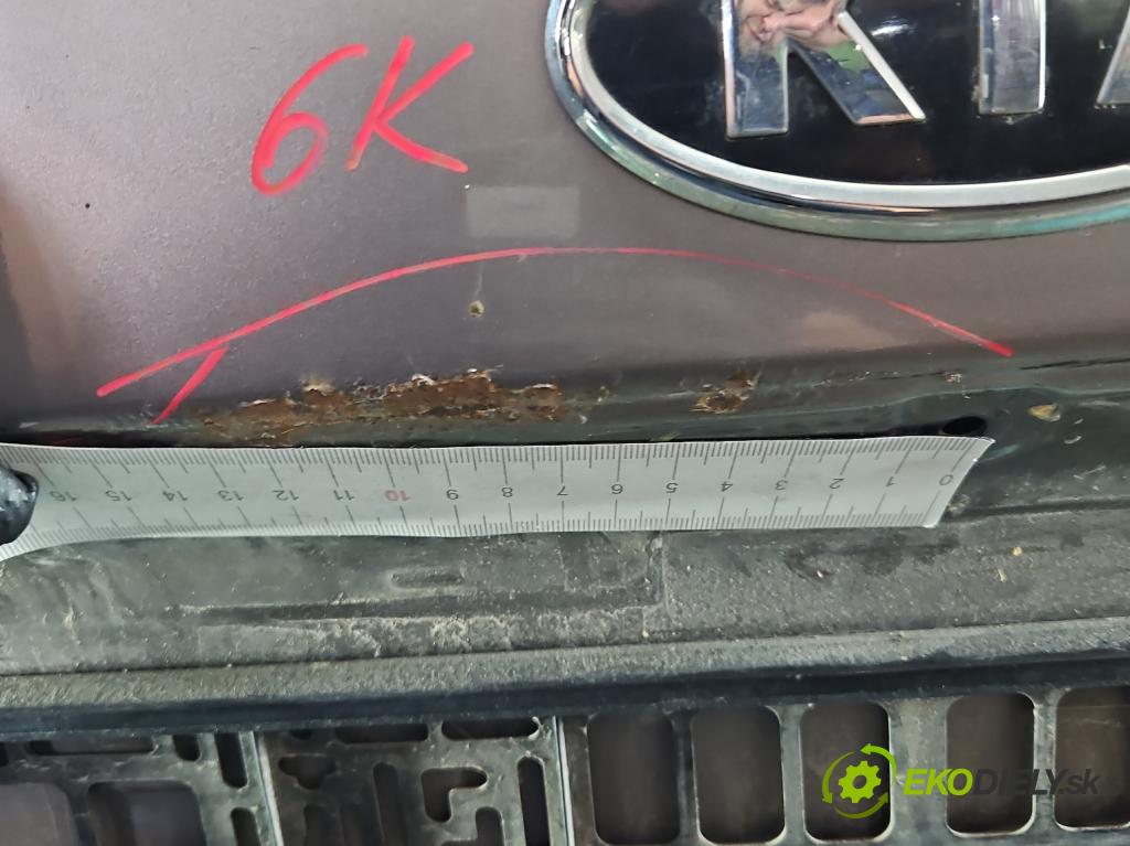 Kia Ceed I 2006-2012 1.6 crdi 116 hp manual 85 kW 1582 cm3 5- zadní kufrové dveře  (Zadní kapota (kufr))