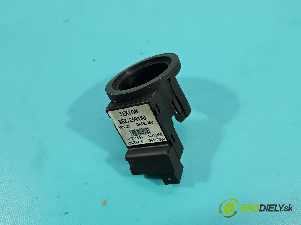 Peugeot 206 1.4 8V 75 HP manual 55 kW 1360 cm3 5- riadiaca jednotka motora 9643782480