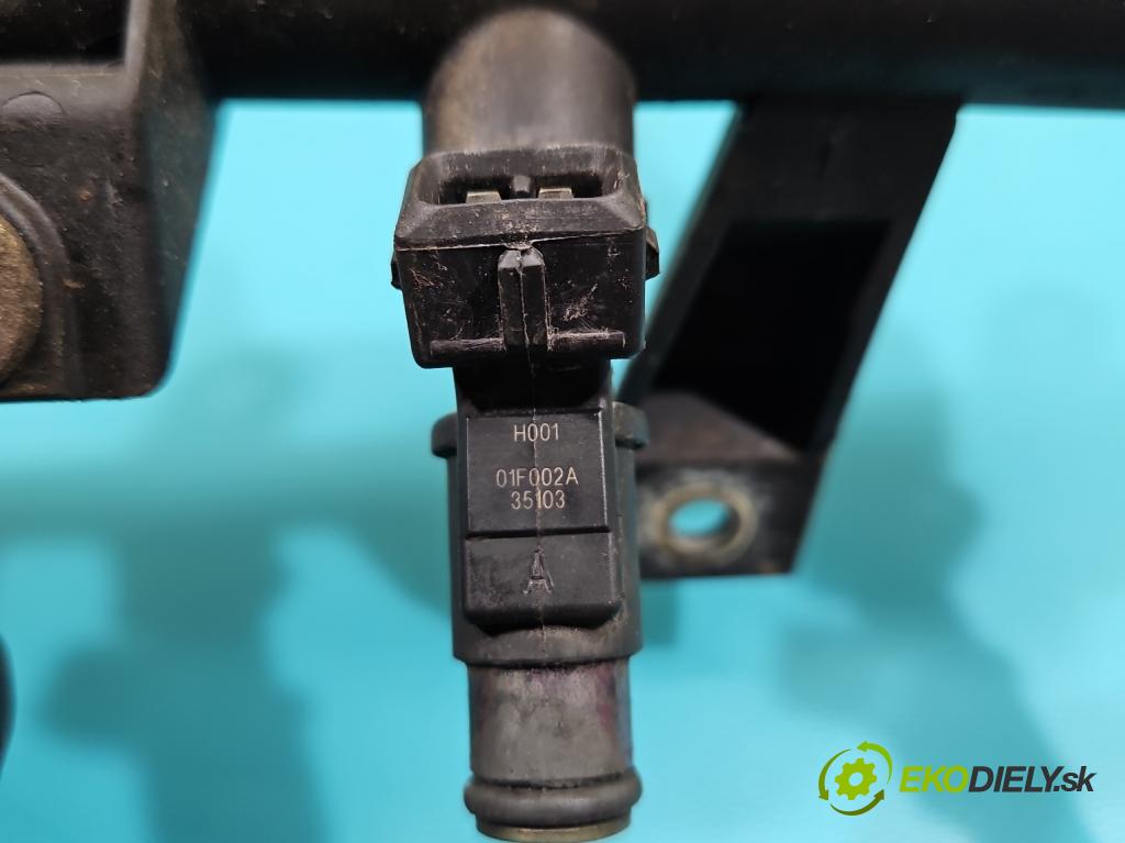 Peugeot 206 1.4 8V 75 HP manual 55 kW 1360 cm3 5- vstrek 9628982980D (Vstrekovač paliva)