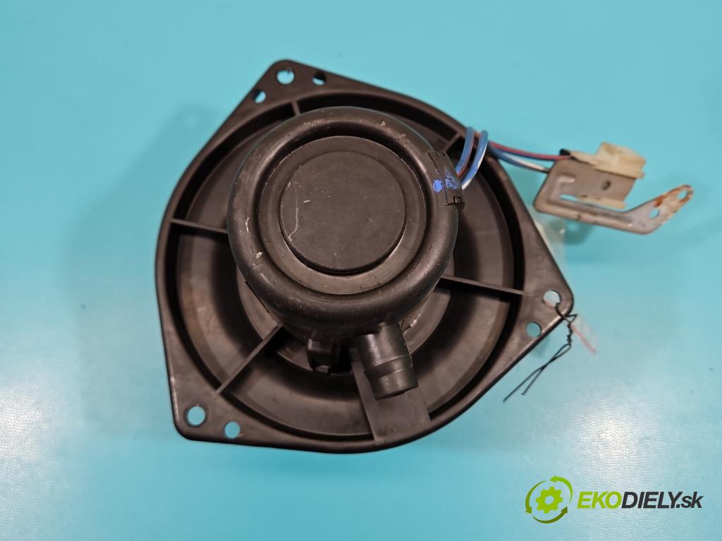 Nissan Micra K11 1992-2003 1.0 16V 60 HP manual 44 kW 998 cm3 3- ventilátor vzduchu 0130063083