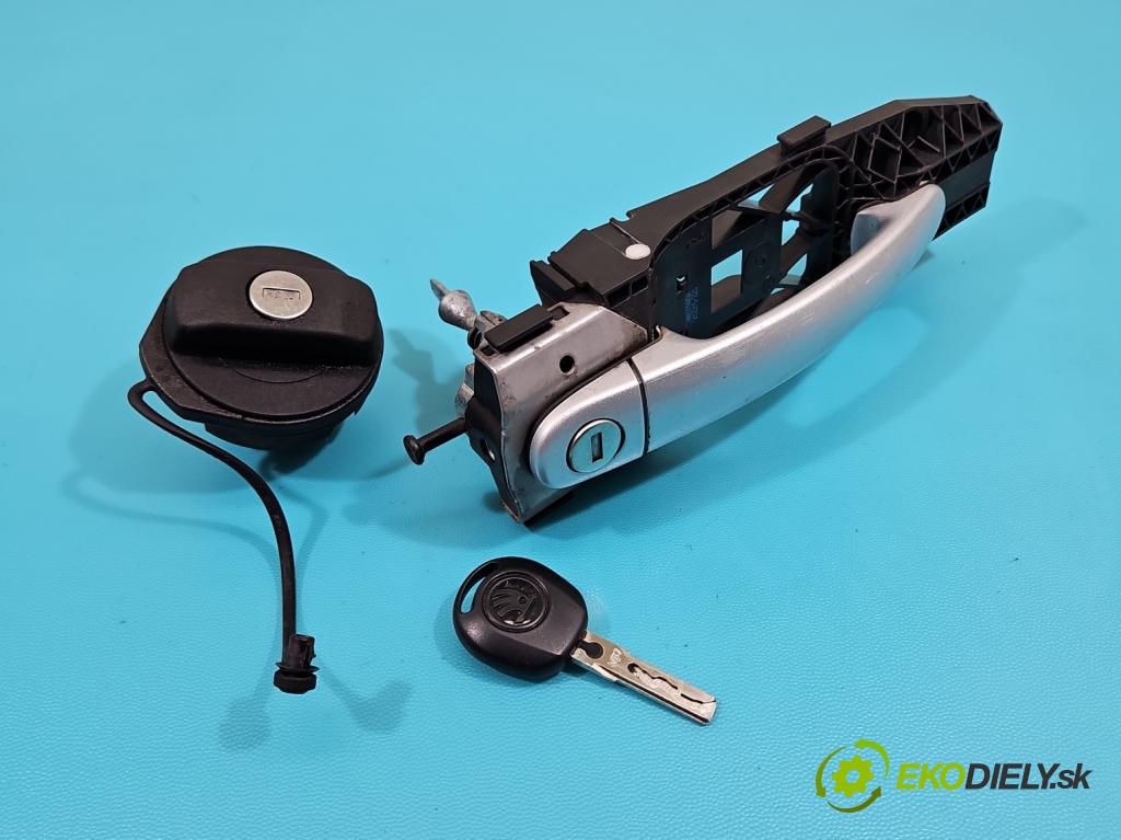 Skoda Citigo 2011-2019 1.0 MPI 75 HP manual 55 kW 999 cm3 3- rukoväť predné ľavé mimo: 5N0837885H (Kľučka dverí vonkajšia predná ľavá)