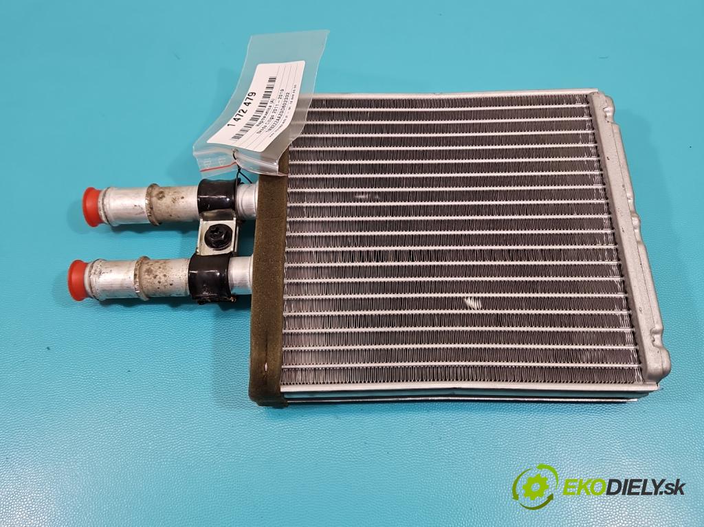 Skoda Citigo 2011-2019 1.0 MPI 75 hp manual 55 kW 999 cm3 3- radiátor  (Radiátory topení)