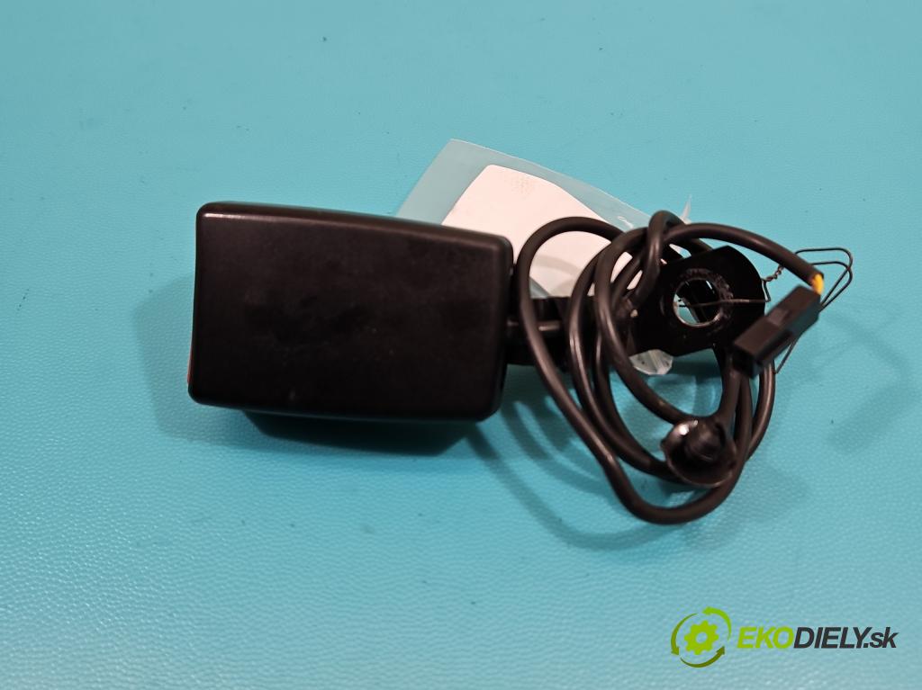 Skoda Citigo 2011-2019 1.0 MPI 75 HP manual 55 kW 999 cm3 3- pas bezpečnosť: predné ľavý 1S0857755