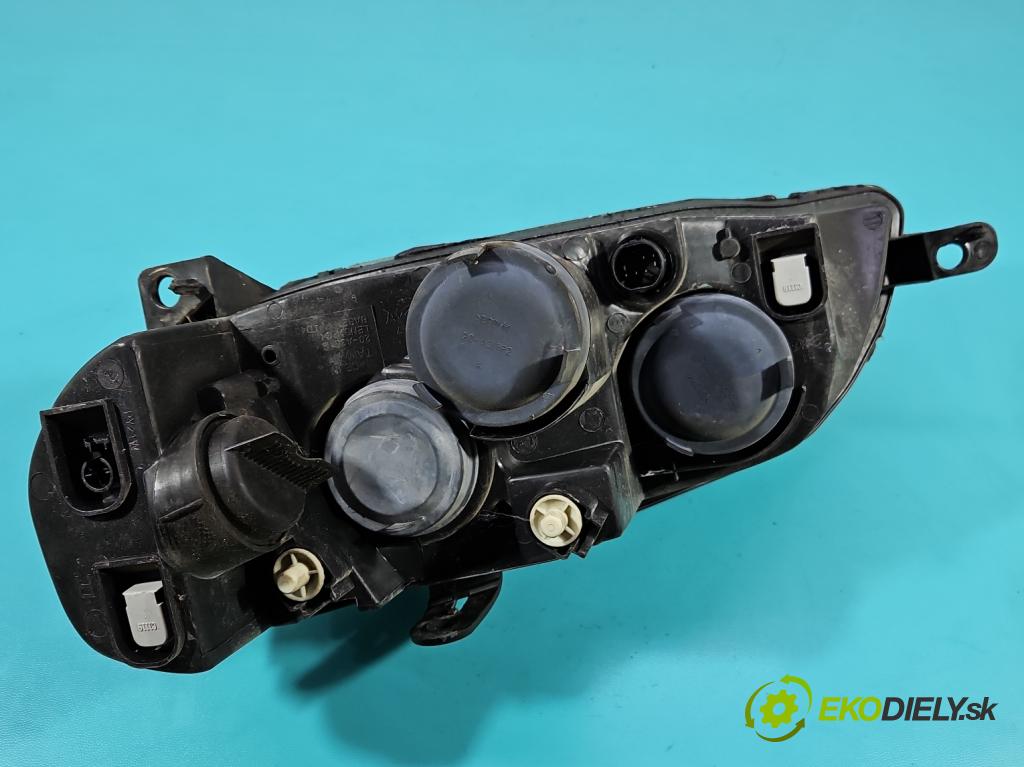 Fiat Punto II 1999-2010 1.2 8V 60 HP manual 44 kW 1242 cm3 5- Reflektor: pravý  (Svetlo predné pravé)