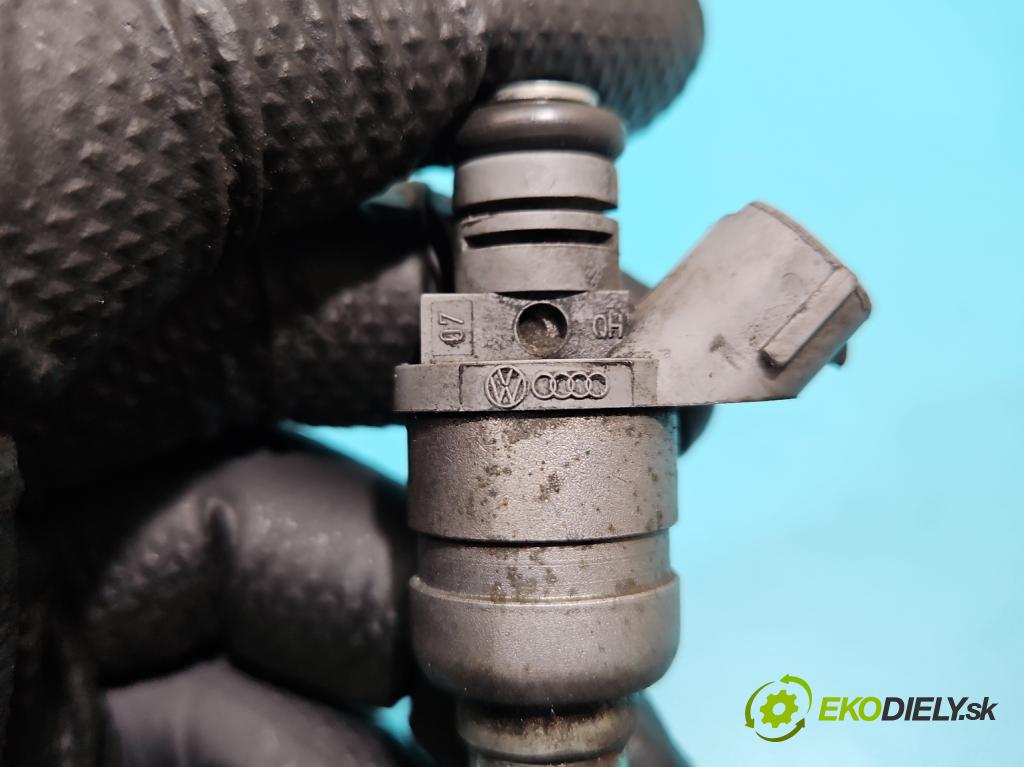 Seat Leon II 2005-2012 1.6 SR 102 HP manual 75 kW 1595 cm3 5- vstrek 06A906031BT (Vstrekovač paliva)