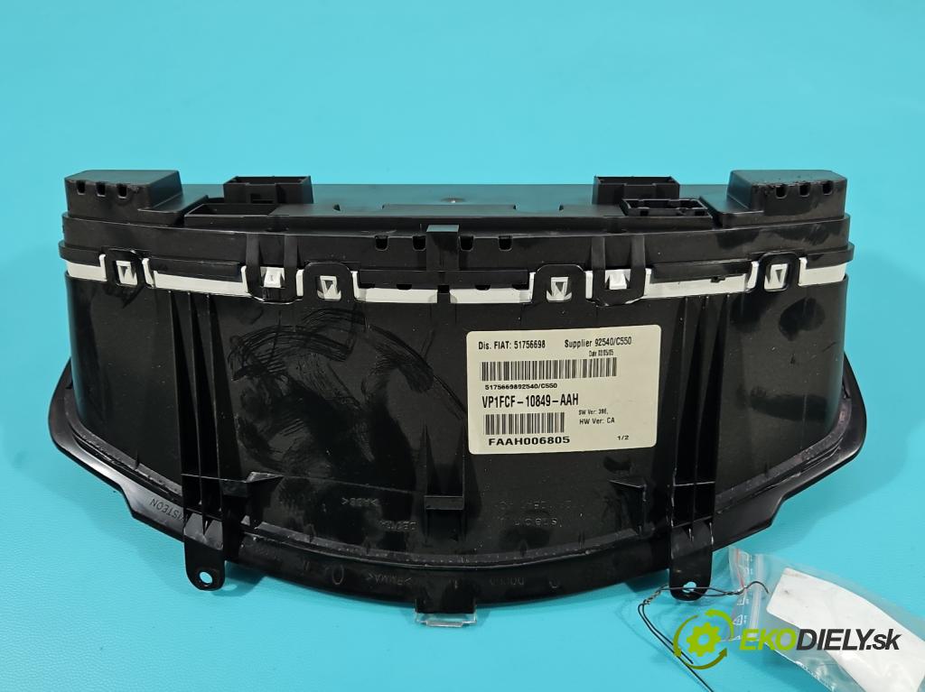 Fiat Stilo 1,8.0 16V 133 HP manual 98 kW 1747 cm3 5- prístrojovka/ budíky VP1FCF-10849-AAH (Prístrojová doska)