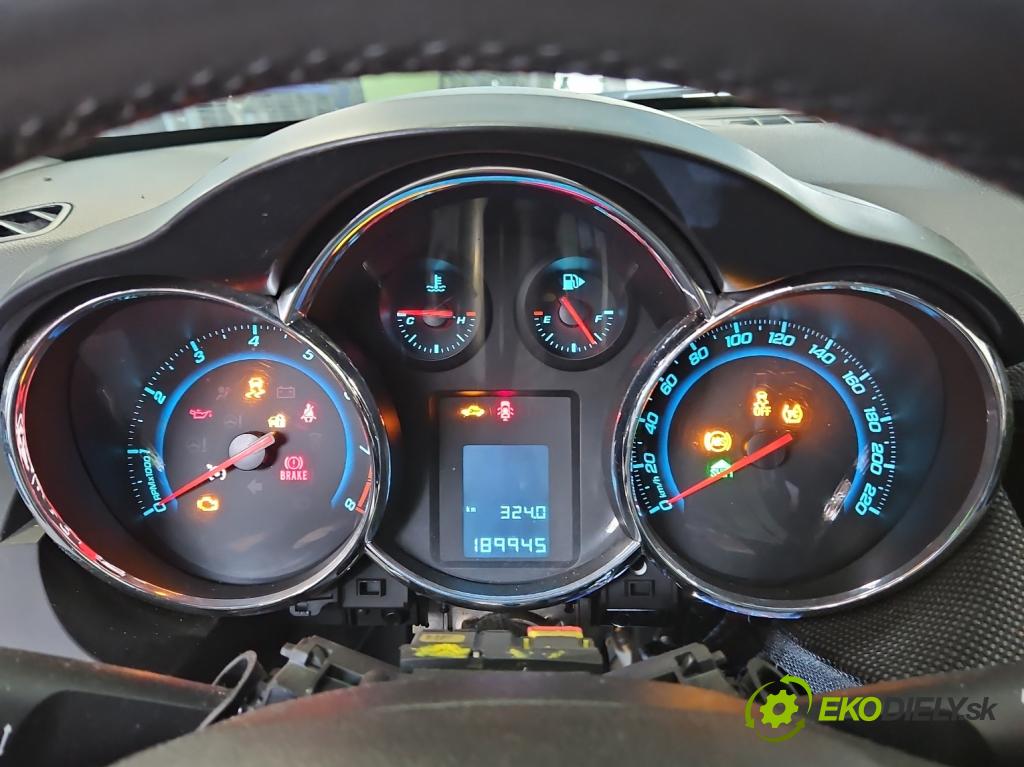 Chevrolet Cruze 1.6 16V 124hp manual 91 kW 1598 cm3 4- riadiaca jednotka motora 25186182