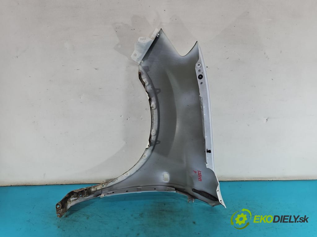 Nissan Qashqai I J10 2006-2013 2.0 dci 150 hp manual 110 kW 1995 cm3 5- blatnik přední pravý  (Klika dveří ostatní)