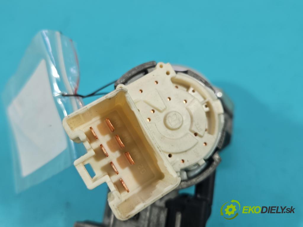 Toyota Yaris III 2011-2020 1.3 vvti 99 HP manual 73 kW 1329 cm3 5- Spínačka 89783-0D050 (Spínacia skrinka)