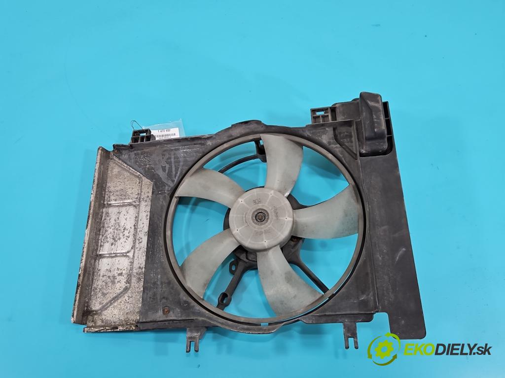 Toyota Yaris III 2011-2020 1.3 vvti 99 HP manual 73 kW 1329 cm3 5- Ventilátor chladiča MF422750-6442