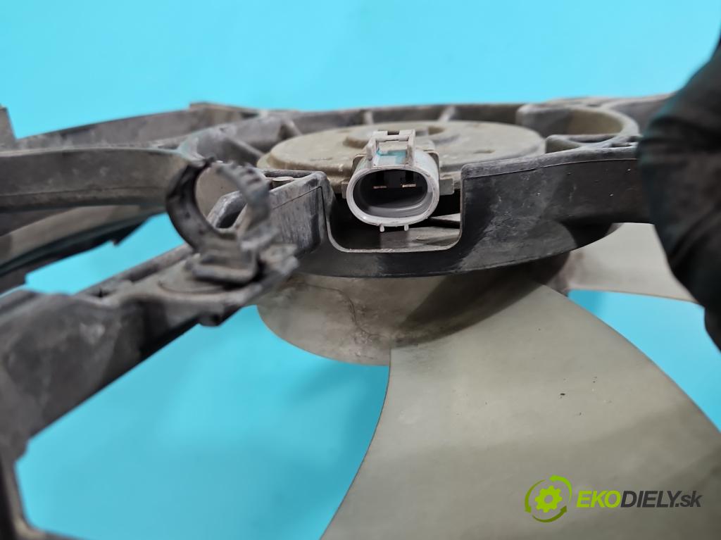 Toyota Yaris III 2011-2020 1.3 vvti 99 HP manual 73 kW 1329 cm3 5- Ventilátor chladiča MF422750-6442