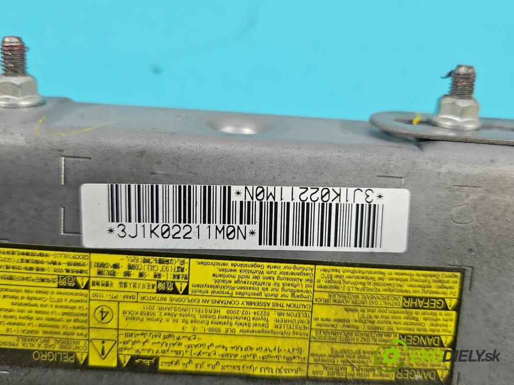Toyota Yaris III 2011-2020 1.3 vvti 99 hp manual 73 kW 1329 cm3 5- Polštář: vzduch: