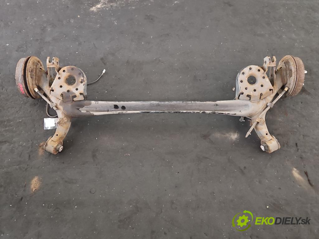 Toyota Yaris III 2011-2020 1.3 vvti 99 hp manual 73 kW 1329 cm3 5- zadní výztuha  (Výztuhy zadní)