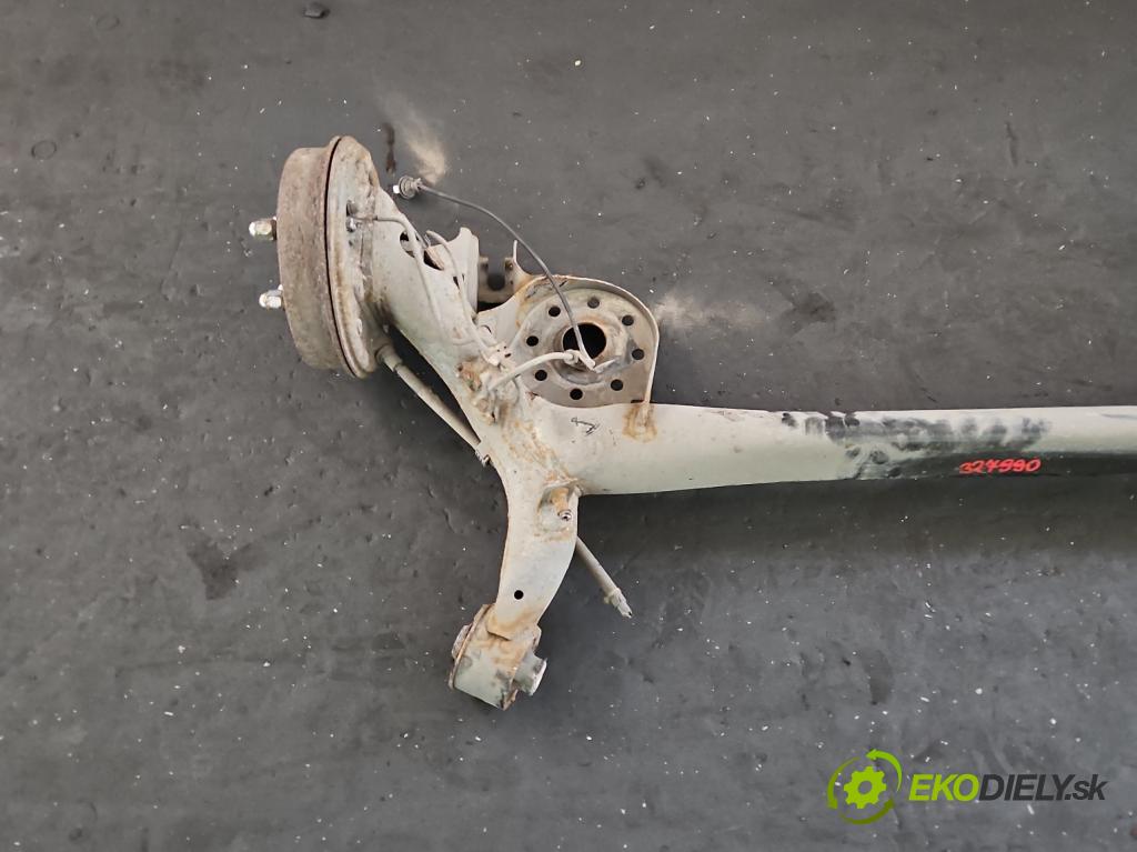 Toyota Yaris III 2011-2020 1.3 vvti 99 hp manual 73 kW 1329 cm3 5- zadní výztuha  (Výztuhy zadní)