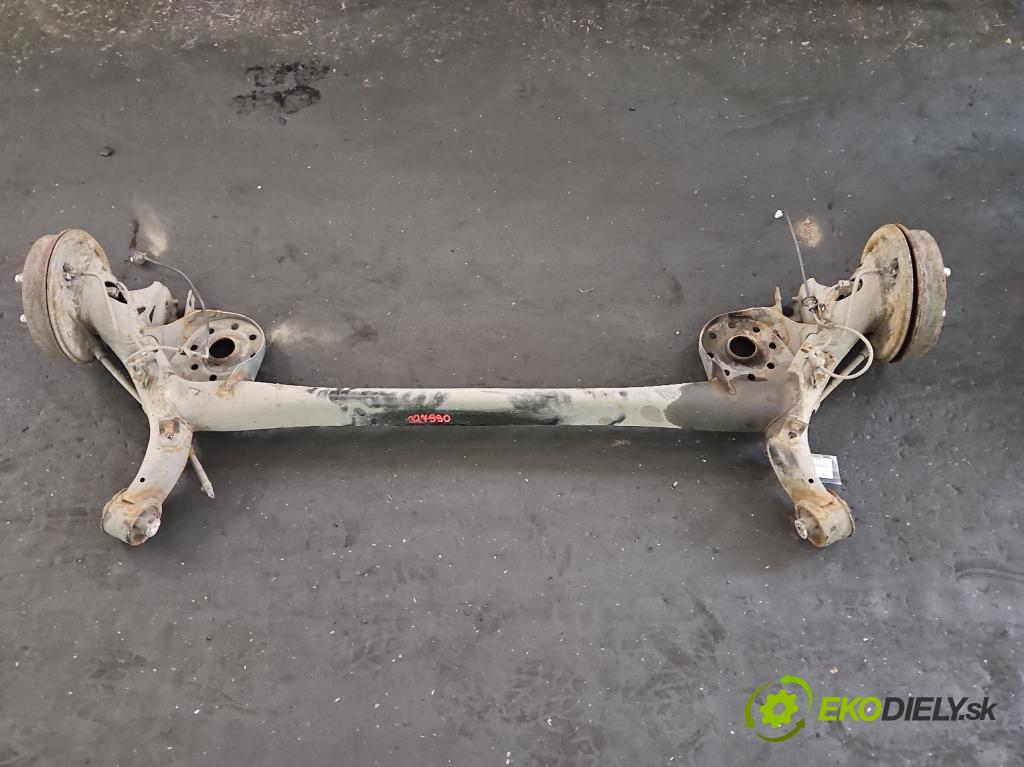 Toyota Yaris III 2011-2020 1.3 vvti 99 hp manual 73 kW 1329 cm3 5- zadní výztuha  (Výztuhy zadní)