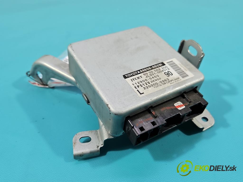 Toyota Yaris III 2011-2020 1.3 vvti 99 HP manual 73 kW 1329 cm3 5- riadiaca jednotka ostatné 89650-0D291