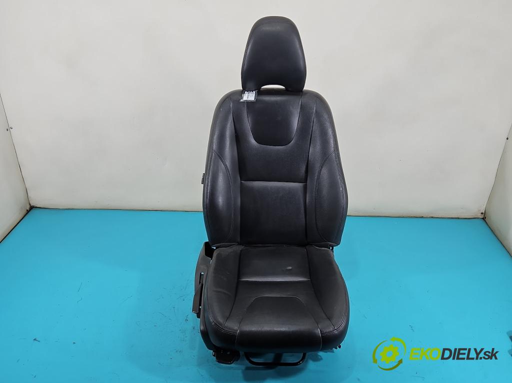 Volvo V60 I 2010-2018 2.0 D4 181KM manual 133 kW 1969 cm3 5- Sedačka pravý  (Sedadlo)
