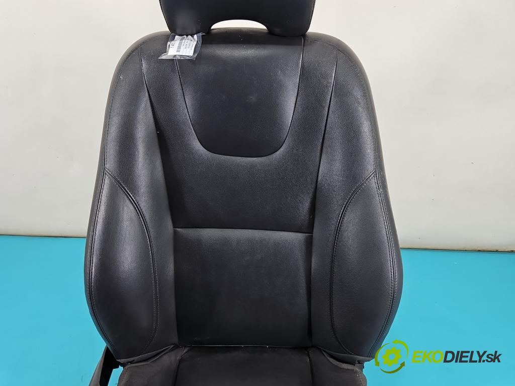 Volvo V60 I 2010-2018 2.0 D4 181KM manual 133 kW 1969 cm3 5- Sedačka pravý  (Sedadlo)