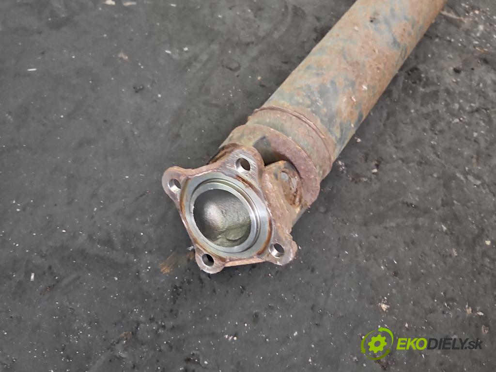 Nissan Qashqai I J10 2006-2013 2.0 dci 150 HP manual 110 kW 1995 cm3 5- Hřídel: zadné  (Kardaňový hriadeľ)