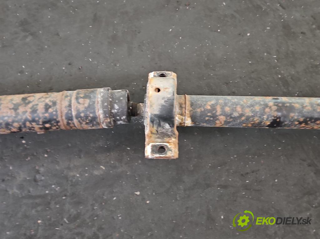 Nissan Qashqai I J10 2006-2013 2.0 dci 150 HP manual 110 kW 1995 cm3 5- Hřídel: zadné  (Kardaňový hriadeľ)