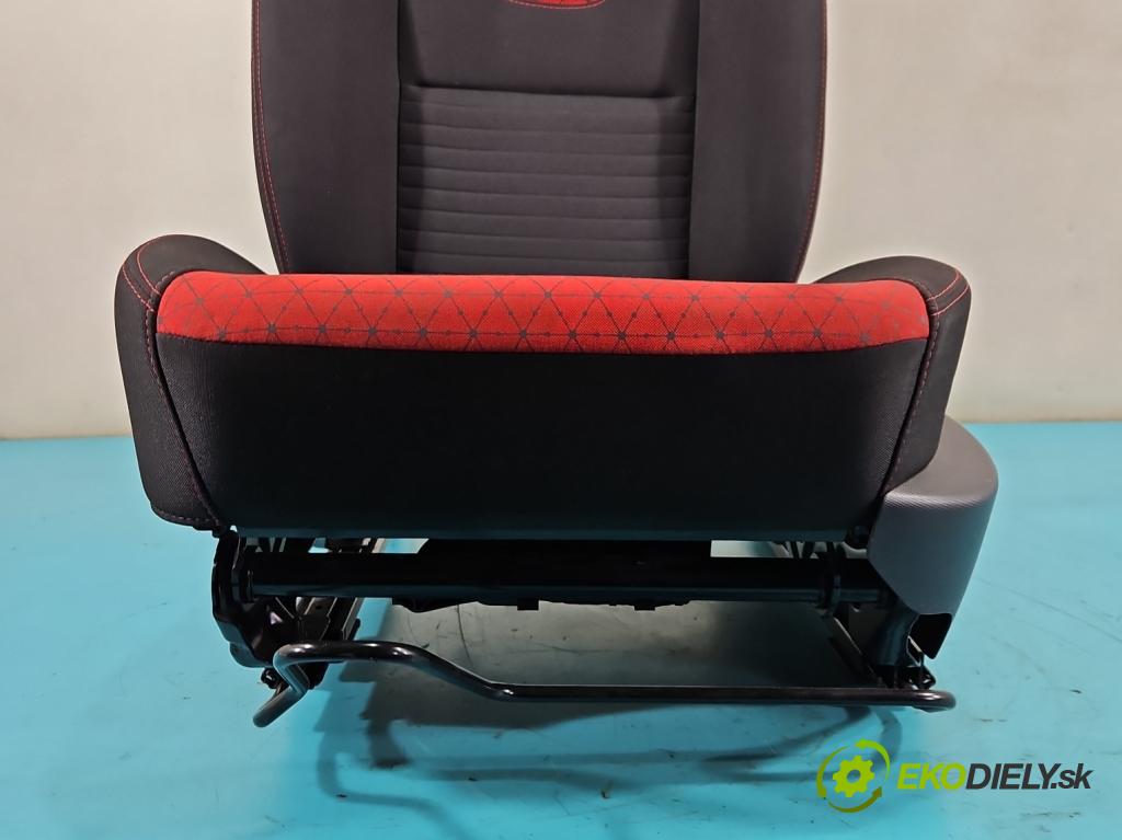 Renault Clio IV 2012-2020 0.9 Tce 90 HP manual 66 kW 898 cm3 5- Sedačka ľavý  (Sedadlo)