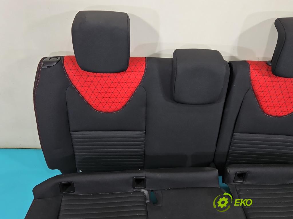 Renault Clio IV 2012-2020 0.9 Tce 90 HP manual 66 kW 898 cm3 5- Pohovka: zadné  (Sedadlo)