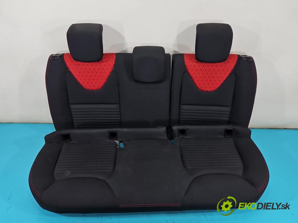 Renault Clio IV 2012-2020 0.9 Tce 90 HP manual 66 kW 898 cm3 5- Pohovka: zadné  (Sedadlo)