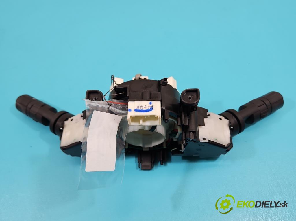 Nissan Qashqai I J10 2006-2013 2.0 dci 150 HP manual 110 kW 1995 cm3 5- prepínač komplex: 25560BT25A (Prepínacie páčky pod volantom)