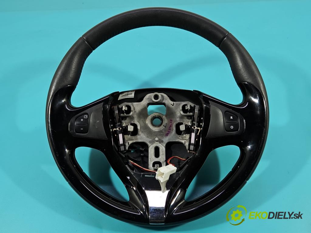 Renault Clio IV 2012-2020 0.9 Tce 90 HP manual 66 kW 898 cm3 5- volant 985105453R (Volant)