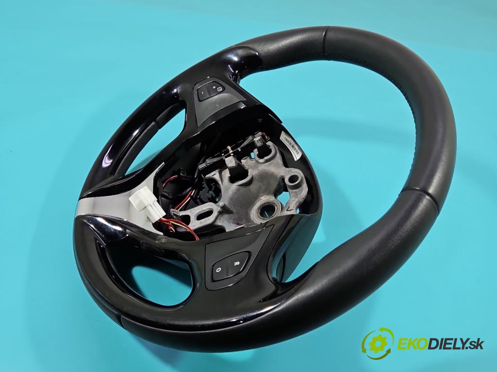 Renault Clio IV 2012-2020 0.9 Tce 90 HP manual 66 kW 898 cm3 5- volant 985105453R (Volant)