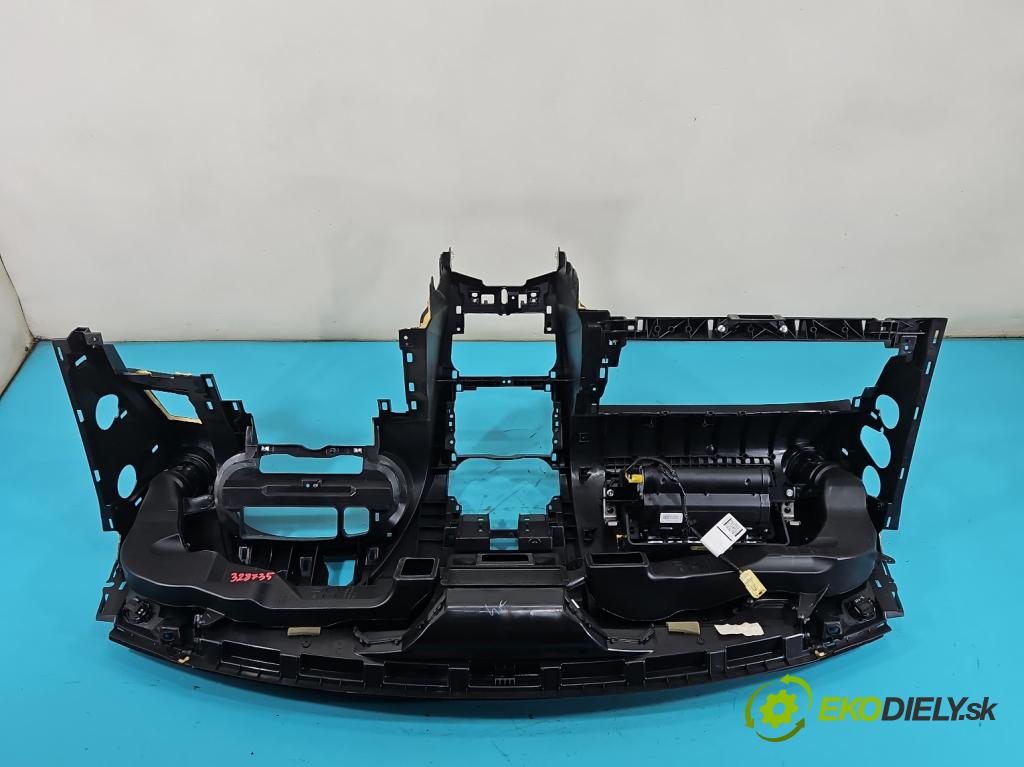 Nissan Qashqai I J10 2006-2013 2.0 dci 150 hp manual 110 kW 1995 cm3 5- kokpit,přistrojova deska