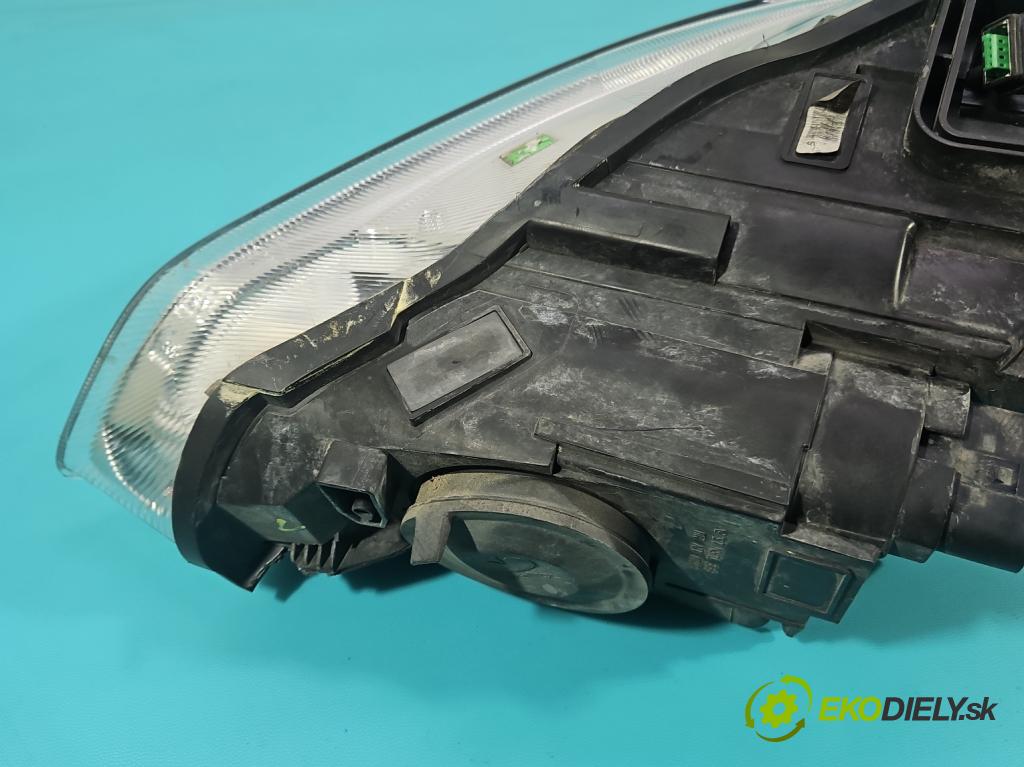 Ford Focus Mk3 2010-2018 1.5 tdci 120 HP manual 88 kW 1499 cm3 5- Reflektor: ľavý F1EB-13D155-AD (Kľučka dverí ostatné)