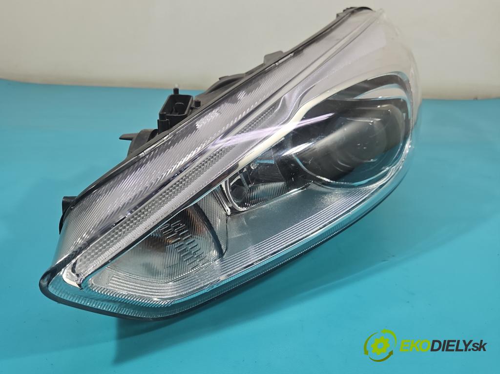 Ford Focus Mk3 2010-2018 1.5 tdci 120 HP manual 88 kW 1499 cm3 5- Reflektor: ľavý F1EB-13D155-AD (Kľučka dverí ostatné)