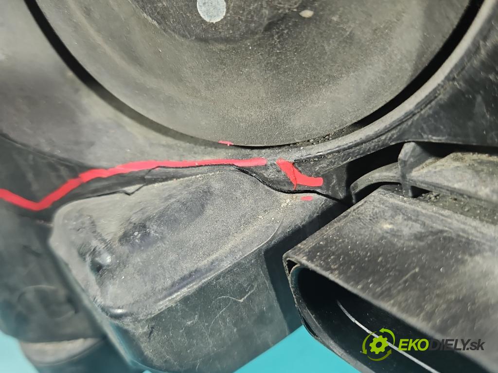 Ford Focus Mk3 2010-2018 1.5 tdci 120 HP manual 88 kW 1499 cm3 5- Reflektor: ľavý F1EB-13D155-AD (Kľučka dverí ostatné)