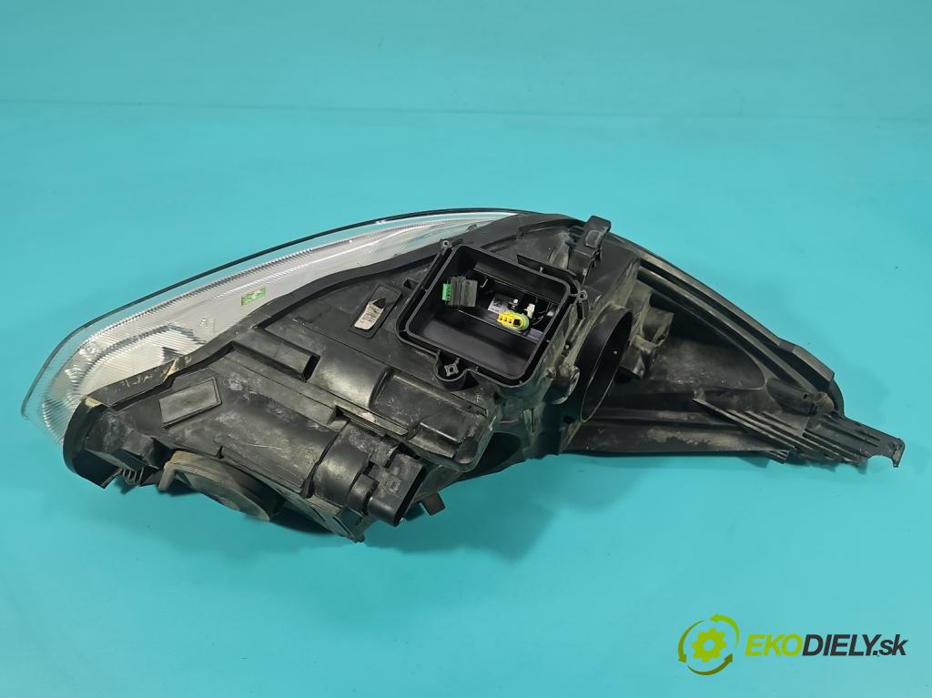 Ford Focus Mk3 2010-2018 1.5 tdci 120 HP manual 88 kW 1499 cm3 5- Reflektor: ľavý F1EB-13D155-AD (Kľučka dverí ostatné)