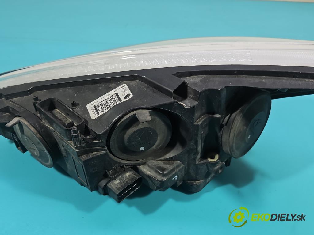 Ford Focus Mk3 2010-2018 1.5 tdci 120 HP manual 88 kW 1499 cm3 5- Reflektor: pravý F1EB-13D154-AD (Svetlo predné pravé)