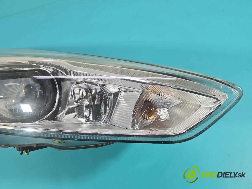 Ford Focus Mk3 2010-2018 1.5 tdci 120 HP manual 88 kW 1499 cm3 5- Reflektor: pravý F1EB-13D154-AD (Svetlo predné pravé)