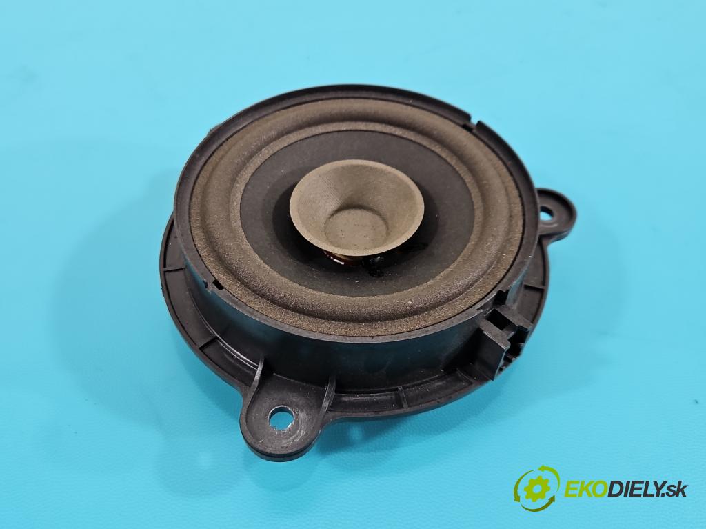 Renault Clio IV 2012-2020 0.9 Tce 90 hp manual 66 kW 898 cm3 5- reproduktory komplet