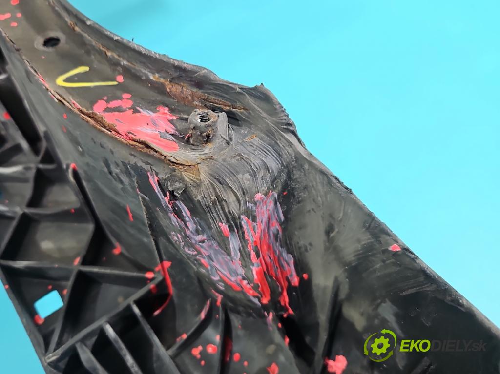 Vw Jetta V 2005-2010 1.9 tdi 105 hp manual 77 kW 1896 cm3 4- stěna přední 1K0805588F (Výztuhy přední)