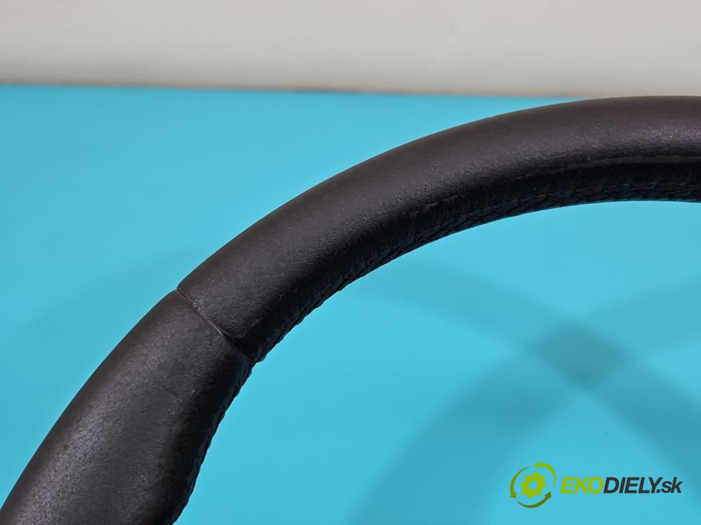 Kia Ceed I 2006-2012 1.6 crdi 116 HP manual 85 kW 1582 cm3 5- volant  (Volant)