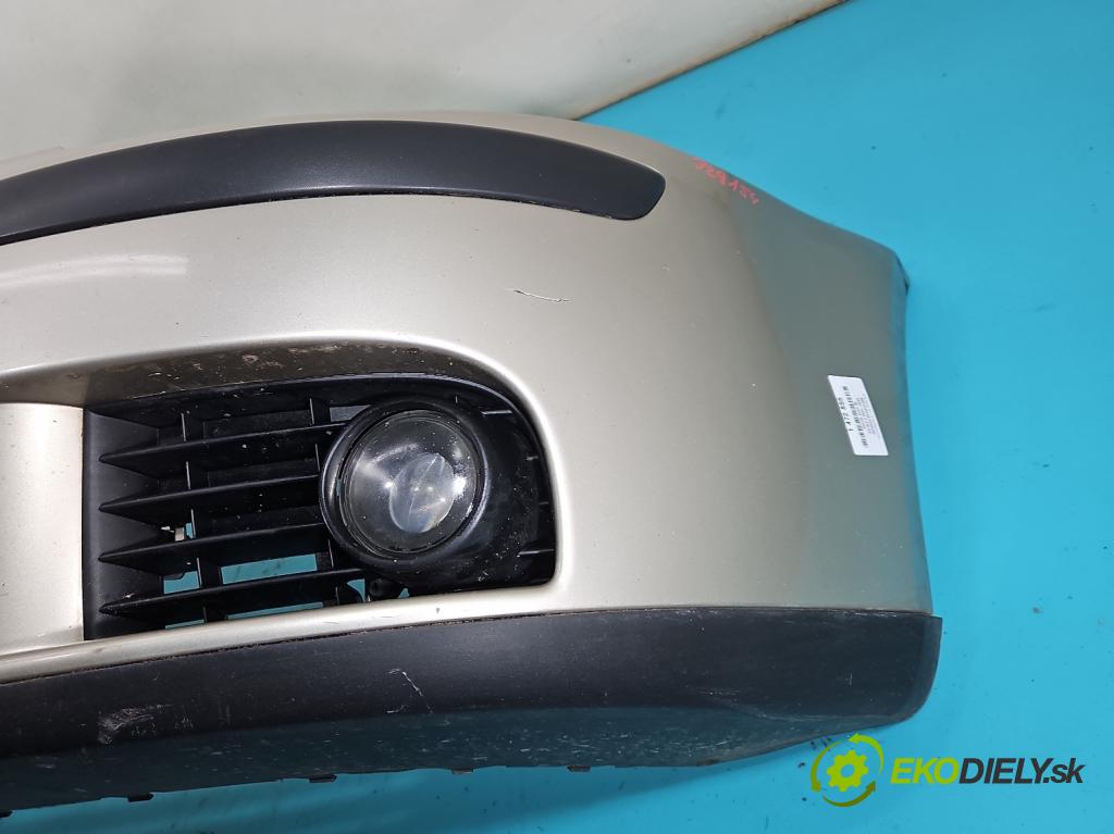 Vw Golf V 2003-2009 1.4 FSI 90 hp manual 66 kW 1390 cm3 5- nárazník přední  (Klika dveří ostatní)