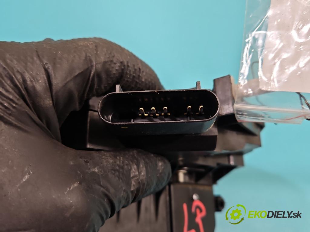 Volvo V60 I 2010-2018 2.0 D4 181KM manual 133 kW 1969 cm3 5- zámok predné ľavý 31301737