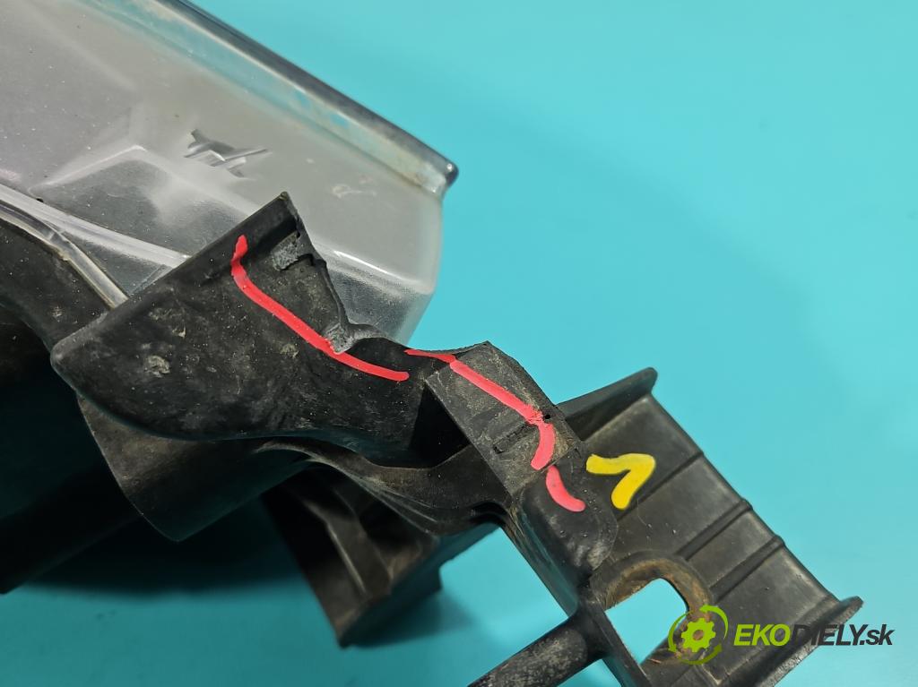 Mazda 6 III GJ 2012-2024 2.2d 150 HP manual 110 kW 2190 cm3 4- Reflektor: ľavý  (Kľučka dverí ostatné)