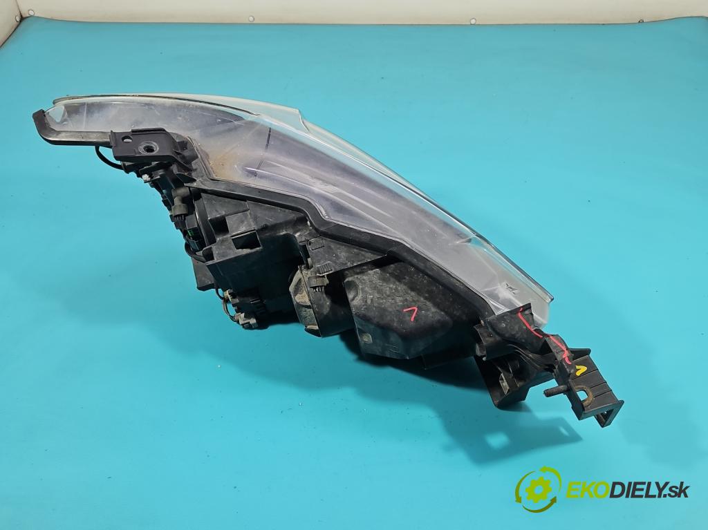 Mazda 6 III GJ 2012-2024 2.2d 150 HP manual 110 kW 2190 cm3 4- Reflektor: ľavý  (Kľučka dverí ostatné)